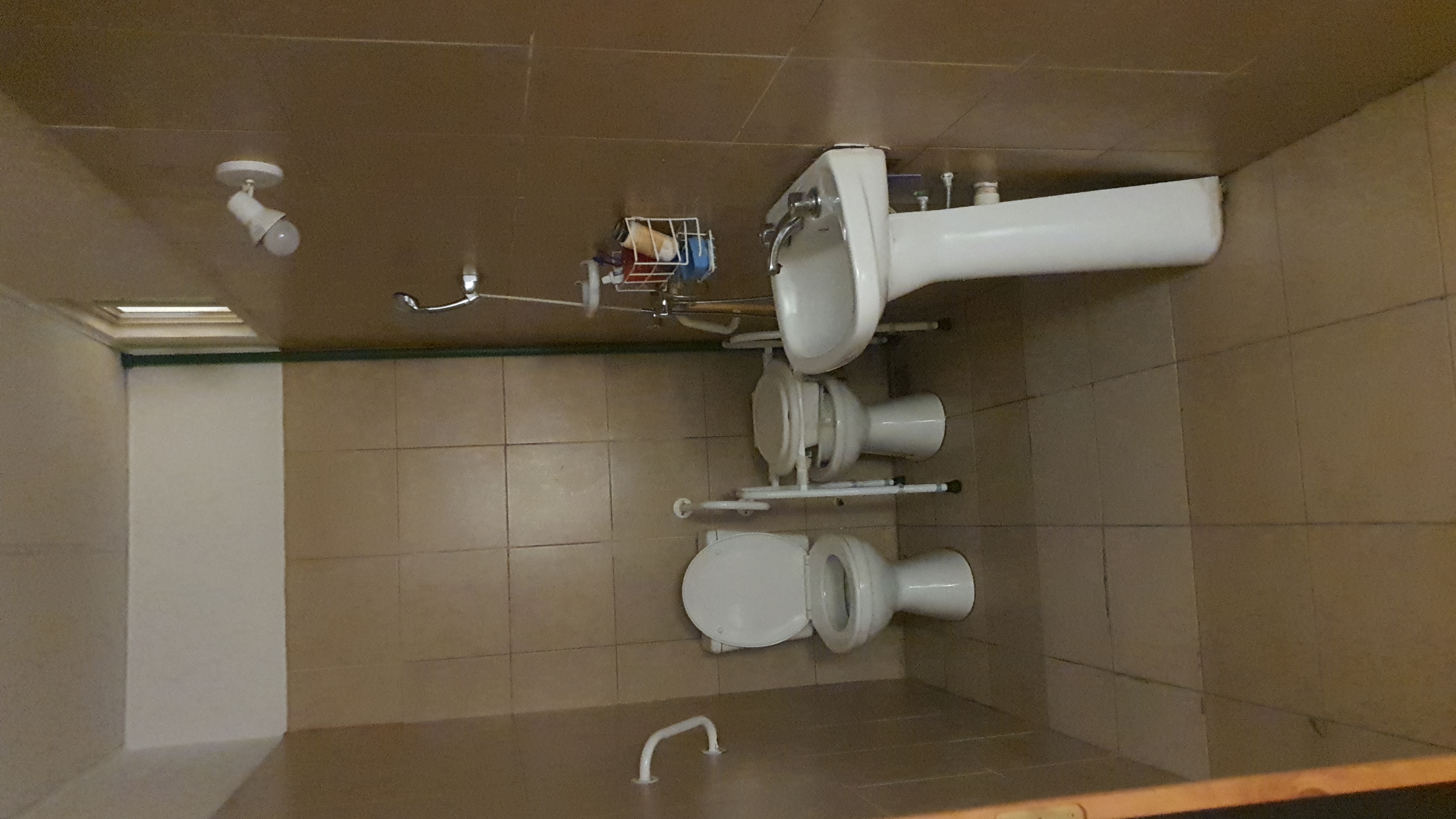 Baño planta baja